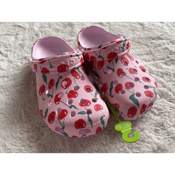 Crocs Classic Fresh Fruits Cherry Cherries Pink Clog 211008-6ZW Women’s Sz 7 NEW - Picture 1 of 11